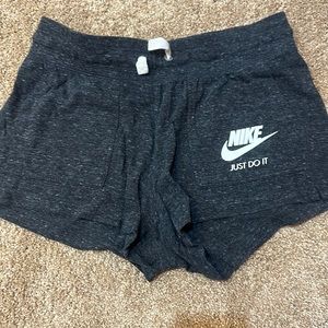 Nike cotton shorts- M